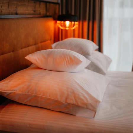 Sleep Well 1999 Hotel Tychy Buitenkant foto
