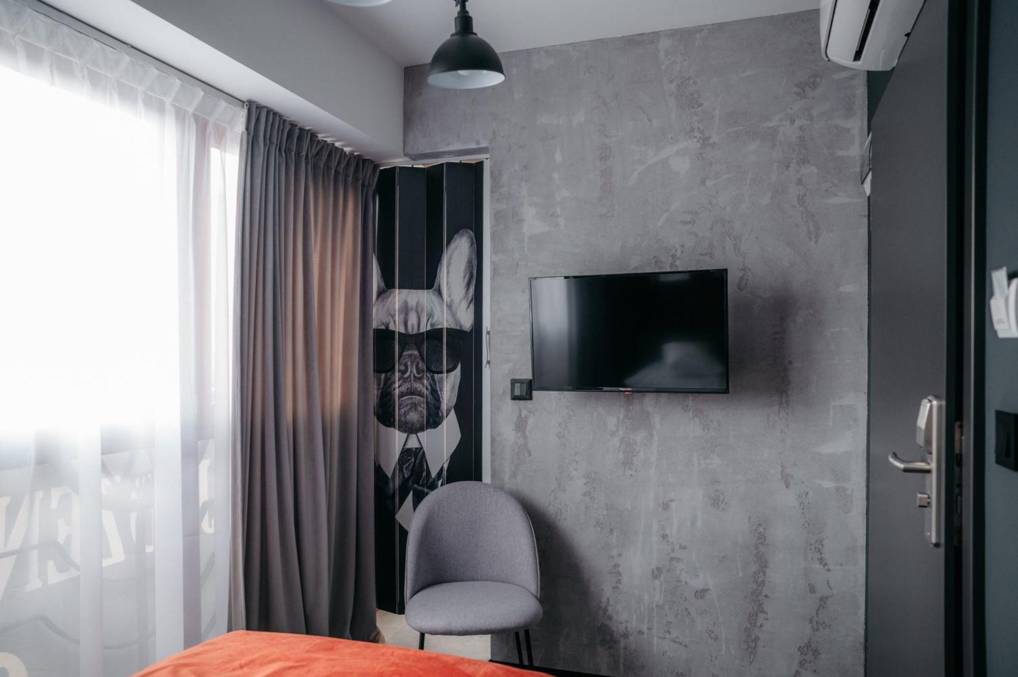 Sleep Well 1999 Hotel Tychy Buitenkant foto